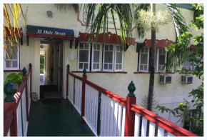 Гостиница Coral Lodge Bed and Breakfast Inn  Таунсвилл